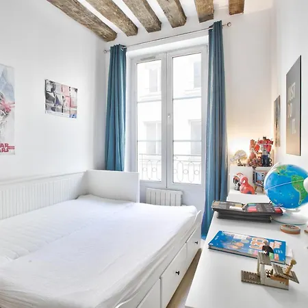 Charme Et Chic Du Marais *
